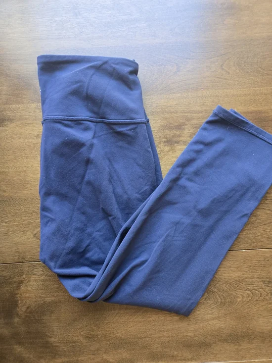 Athleta Navy Capri Leggings Small High Rise Athletic Yoga Workout Cropped Active - Picture 3 of 5